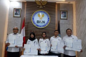 Penandatanganan Pakta Integritas Dan Pengendalian Gratifikasi Bagi Pegawai BNN Kabupaten Kendal Tahun Anggaran 2025 Penandatanganan Pakta Integritas Dan Pengendalian Gratifikasi Bagi Pegawai BNN Kabupaten Kendal Tahun Anggaran 2025